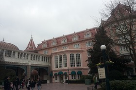 Hoofdingang Disney hotel