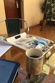 Ontbijt, buiten bij 11 graden.