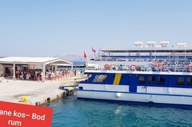 douane en boot naar Bodrum Turkije