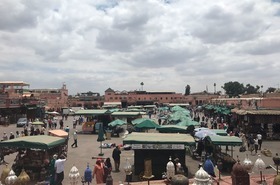 Uitzicht vanaf een rooftop (medina)