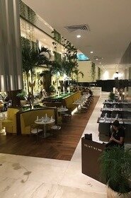 Centrale eetzaal Reef 28