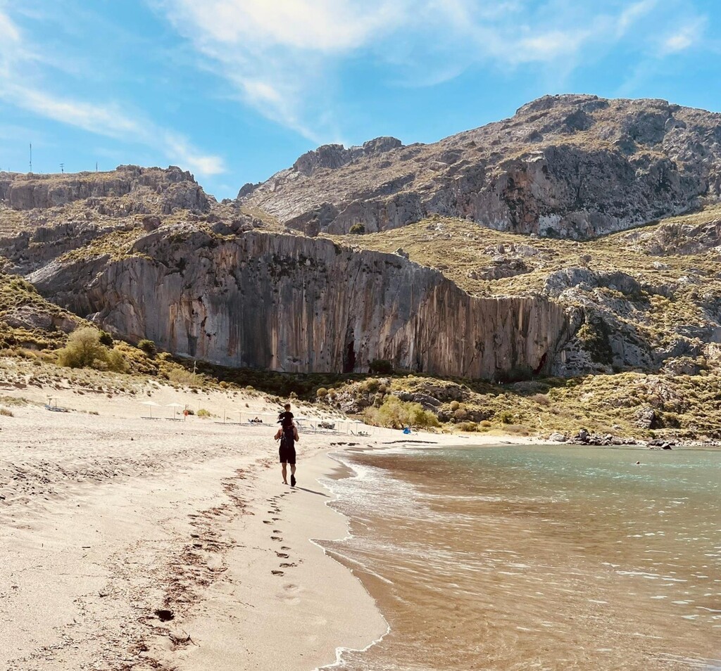 Het strand van Plakiás