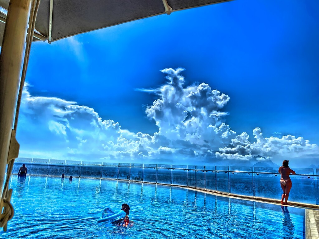 Uitzicht zwembad